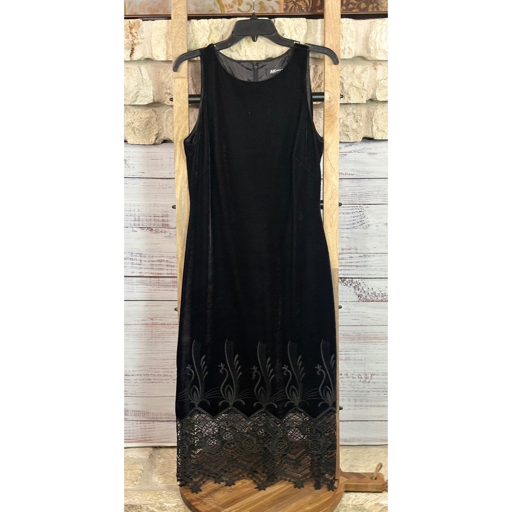 Anne Klein Black Velvet Lace Hem Embroidered Sleeveless Midi Dress Size Medium - Picture 4 of 8